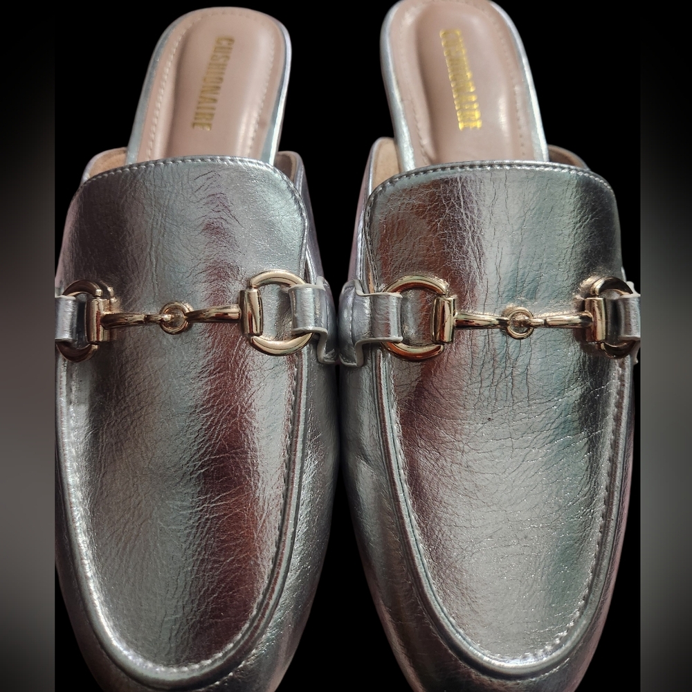 Cushionaire Silver Metallic Slip-On Mules Sz 8.5 - Picture 10 of 10